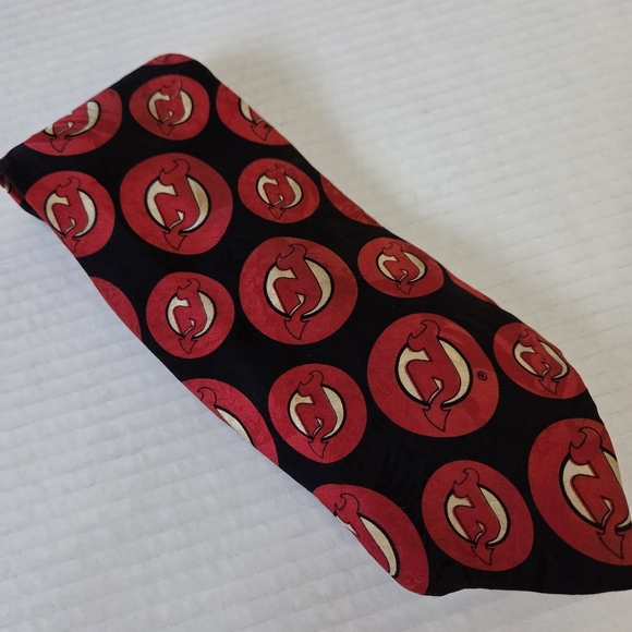 New Jersey Devils NHL Hockey Fan RM Sport aop silk usa official neck tie - Picture 6 of 7